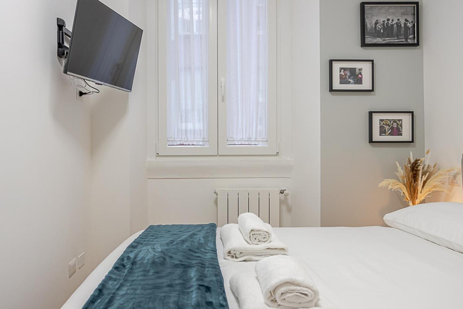 10min Duomo For Travelers Apartment *
